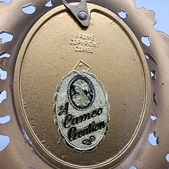 Vintage Cameo Creation Floral Embroidery Picture Frame Plastic Filigree - Picture 7 of 11